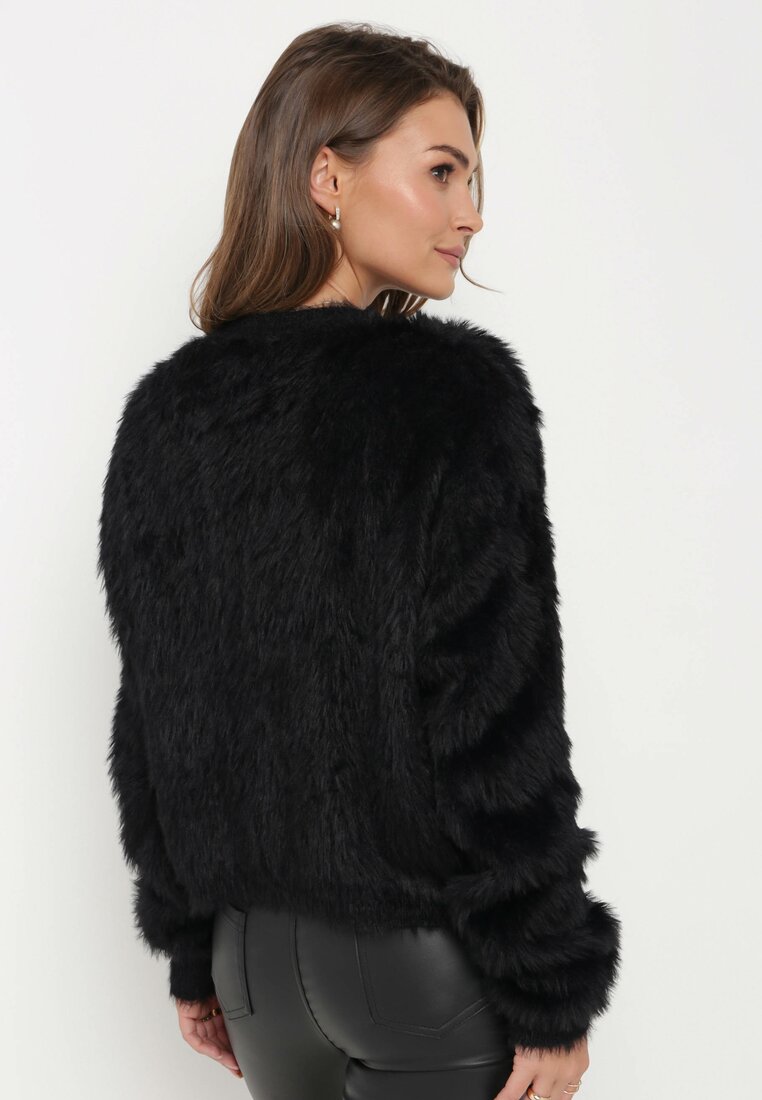 Czarny Dzianinowy Sweter Kardigan z Długim Włosem na Guziki Piolusa