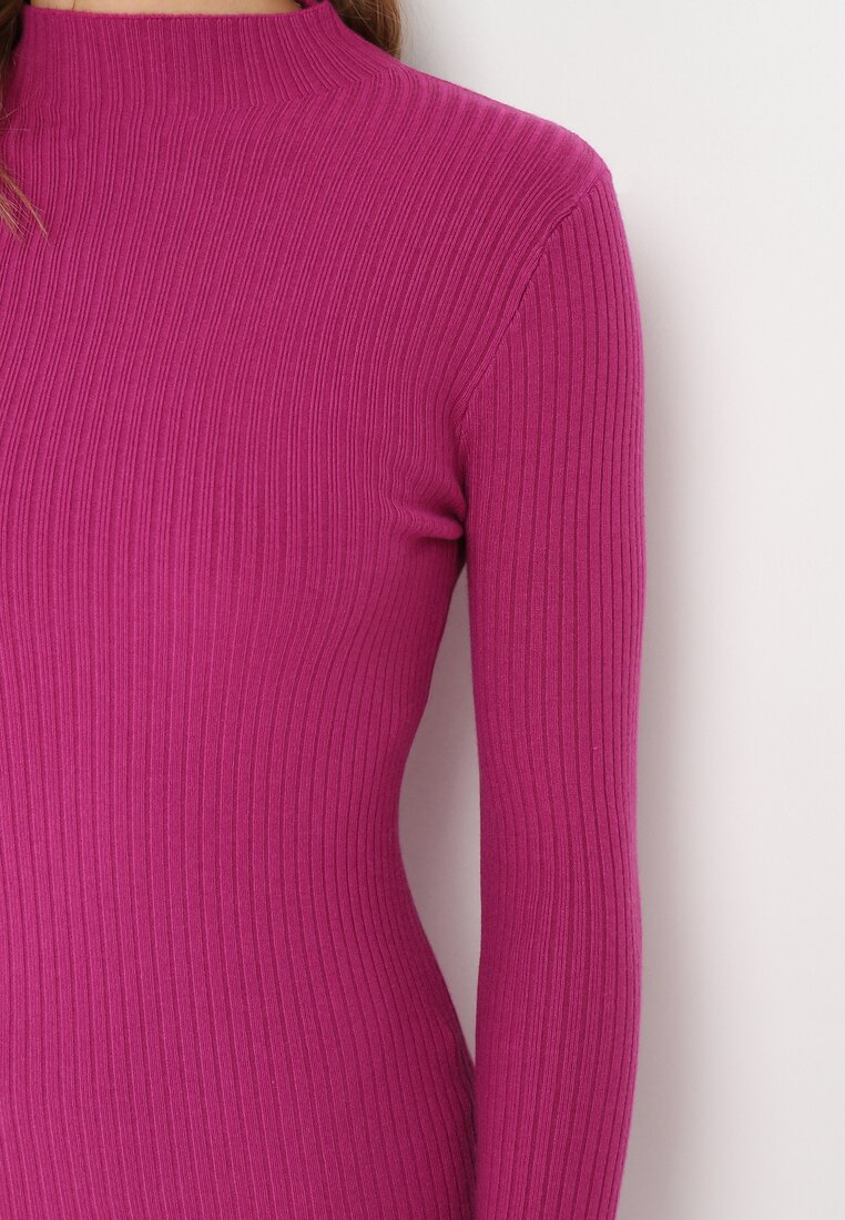 Fioletowa Sukienka Dopasowana z Prążkowanej Dzianiny Cyleah