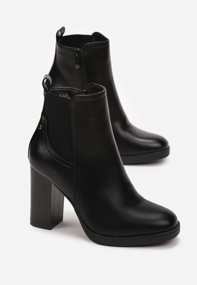 Czarne Botki na Słupku z Elastyczną Wstawką Sarahil