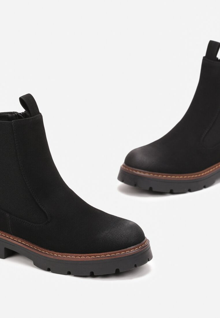 Czarne Botki Sztyblety z Imitacji Zamszu Faina