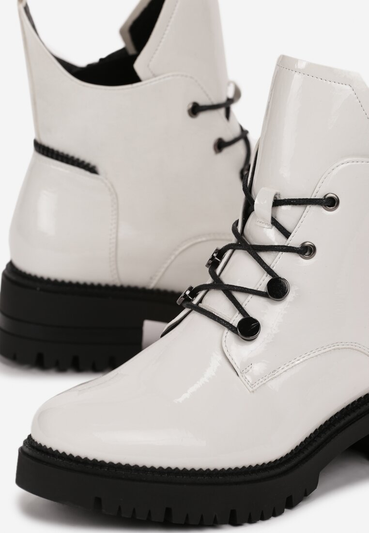 Botine Albe