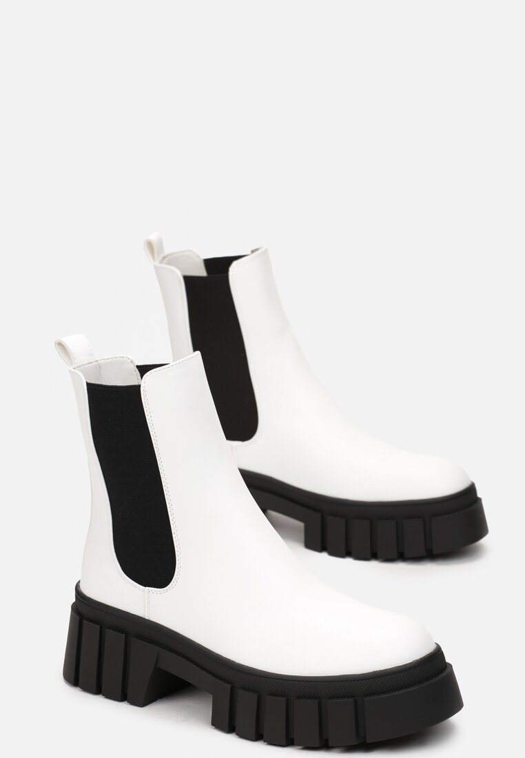 Botine Albe