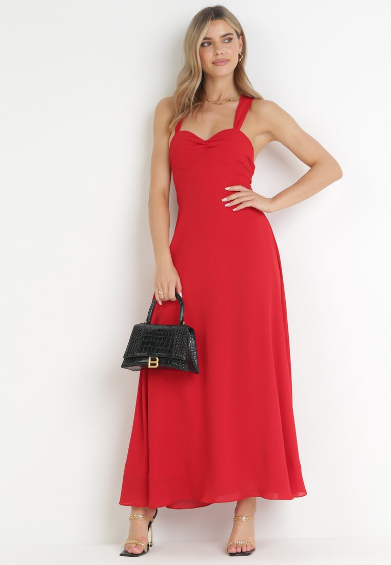 Czerwona Sukienka Maxi z Ozdobnym Wiązaniem na Plecach Bremte