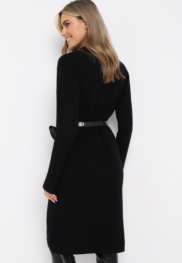Czarna Sweterkowa Sukienka Midi z Długim Rękawem i Paskiem z Klamrą Worella