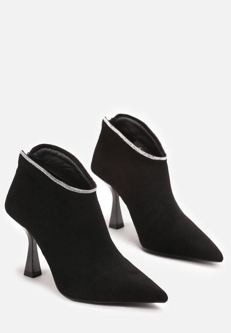Botine Negre
