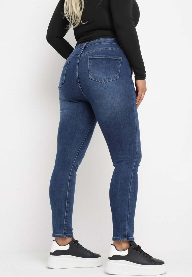 Niebieskie Jeansy Modelujące z Elastycznego Denimu Aluria
