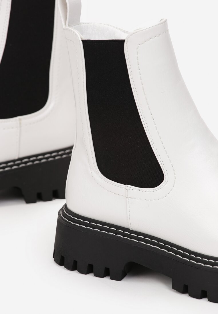 Botine Albe