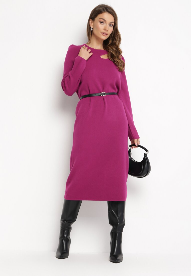 Fuksjowa Sukienka Midi o Pudełkowym Fasonie z Wycięciem przy Dekolcie Diamantino