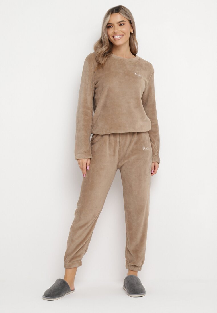 Compleu pijama Bej