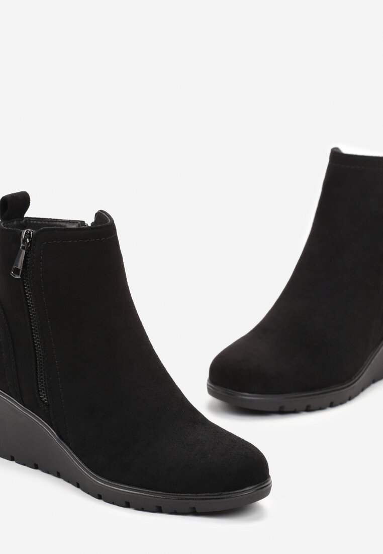 Botine Negre