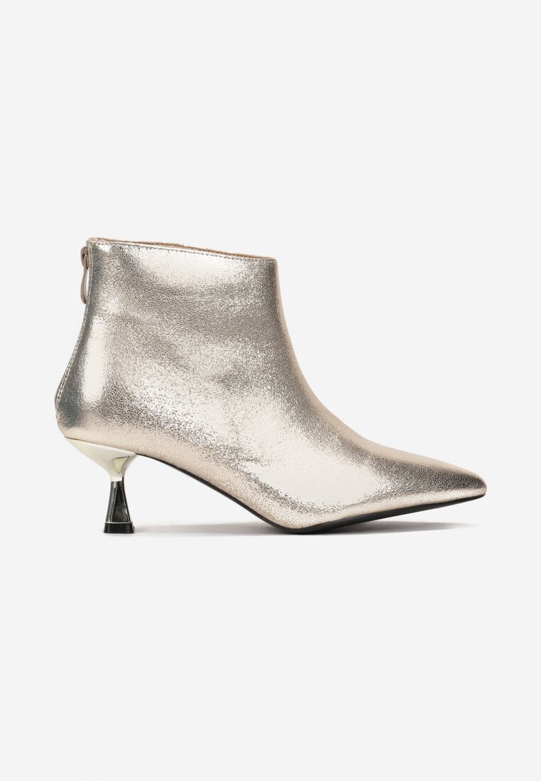 Botine Aurii