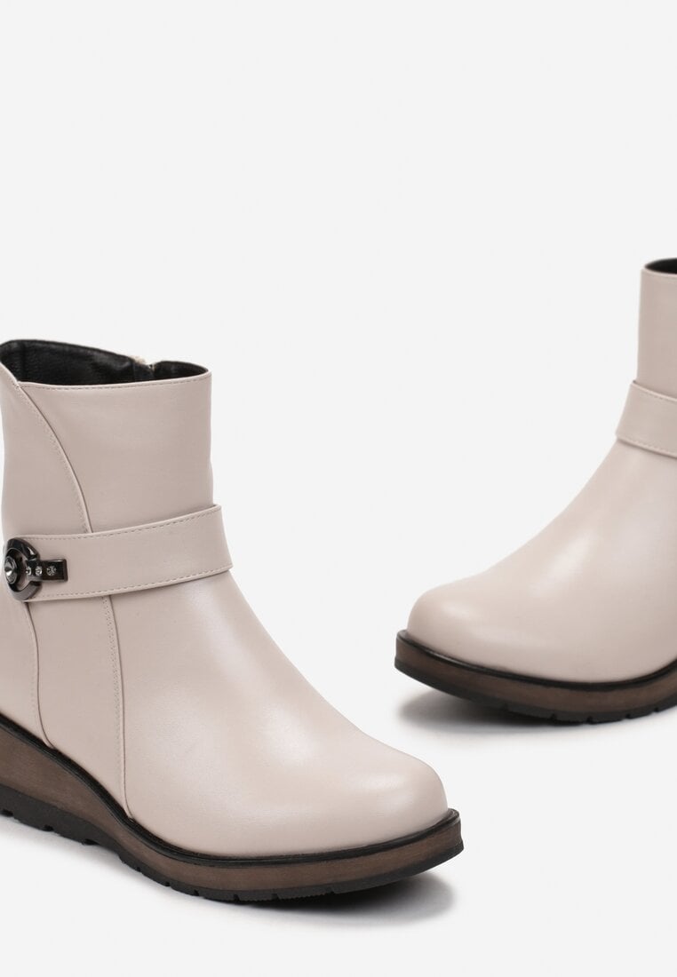 Beżowe Botki na Niskim Koturnie z Ozdobną Klamrą Osiallo