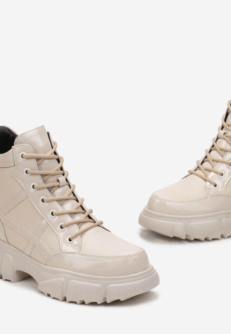 Botine Bej