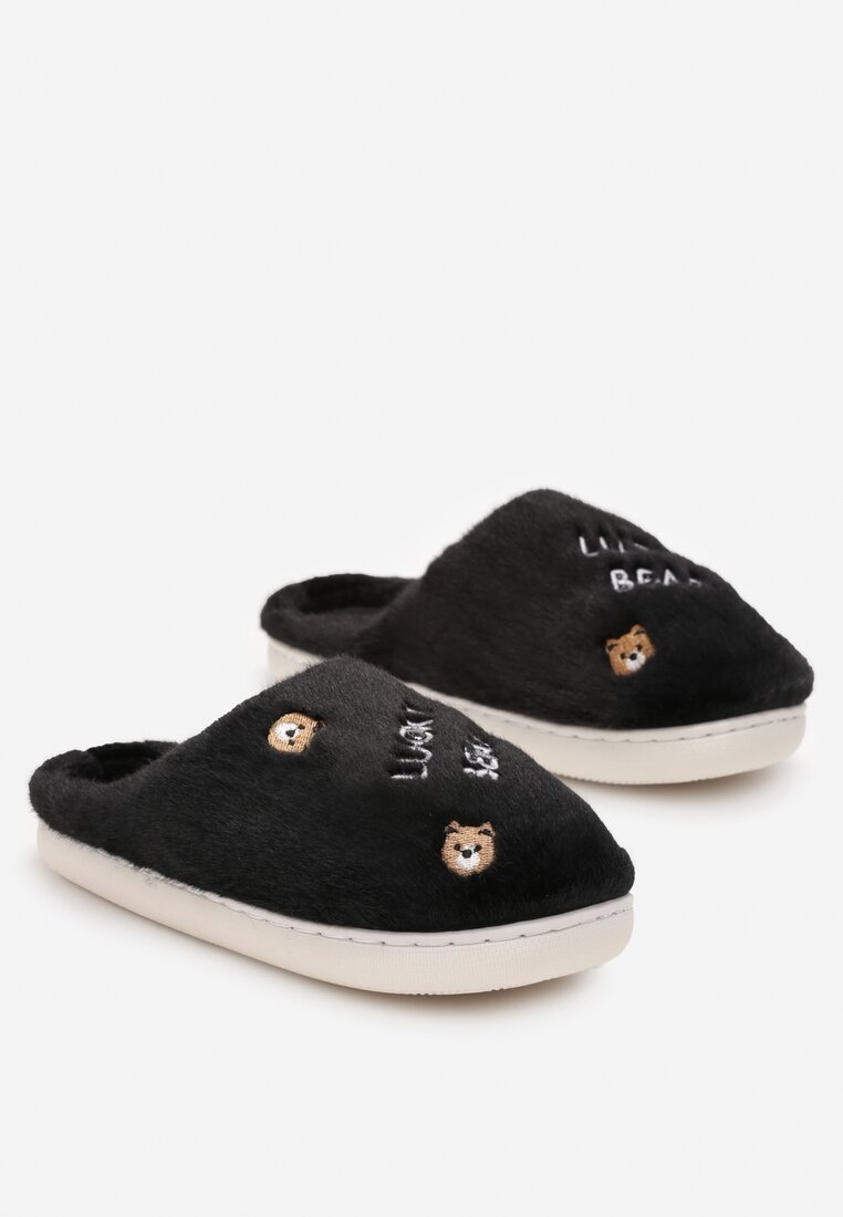 Fekete Papucs