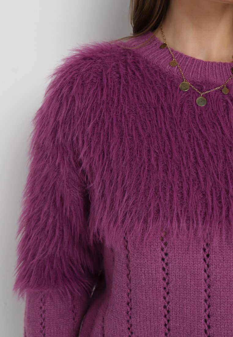 Fioletowy Sweter o Klasycznym Kroju z Puchatego Materiału Hellende