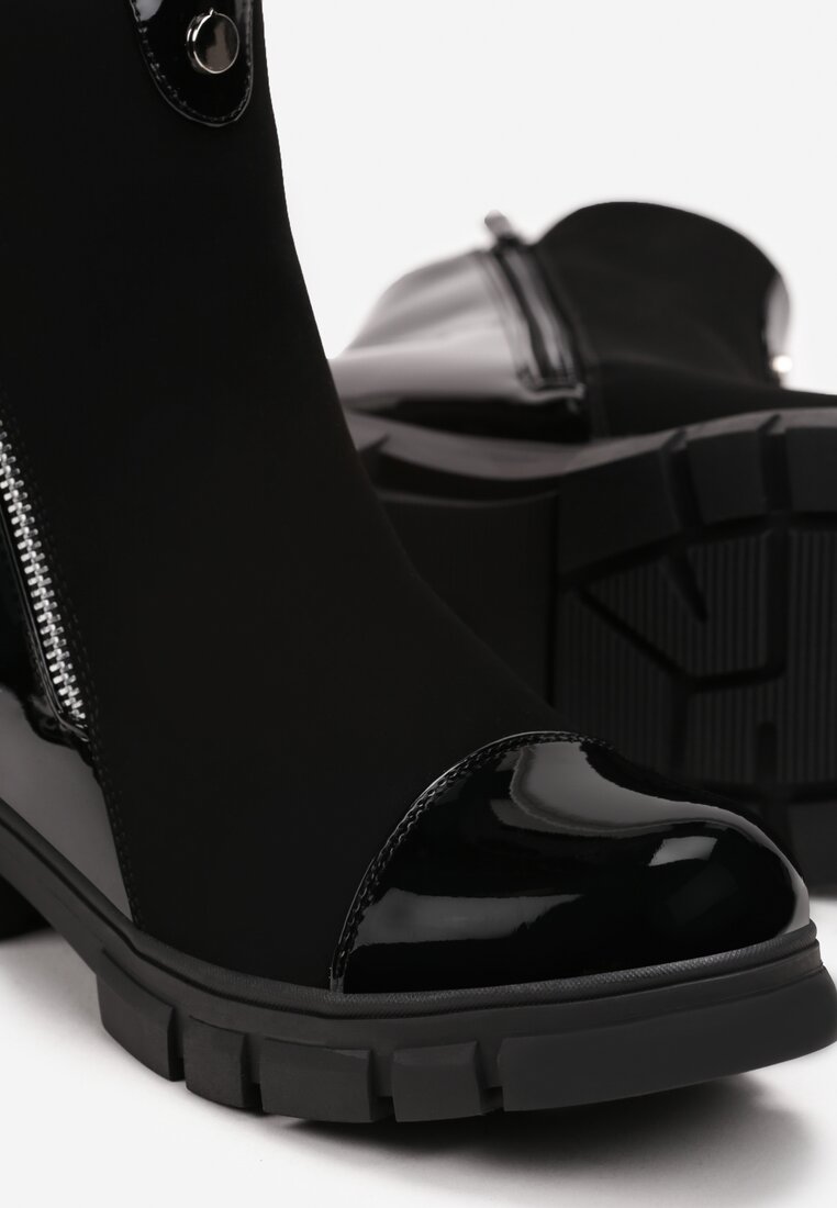 Czarne Botki Workery ze Skośnym Suwakiem i Lakierowanym Noskiem Rabina