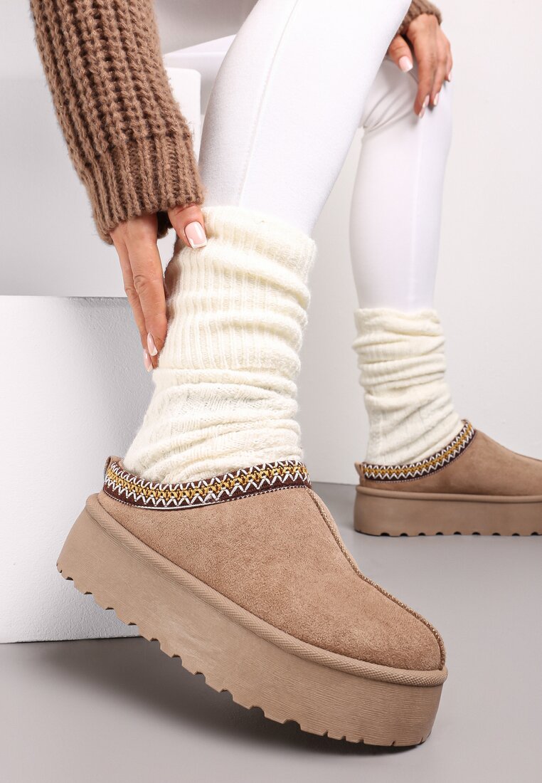 Ciemnobeżowe Śniegowce z Krótką Cholewką na Platformie z Ozdobną Lamówką Rivella