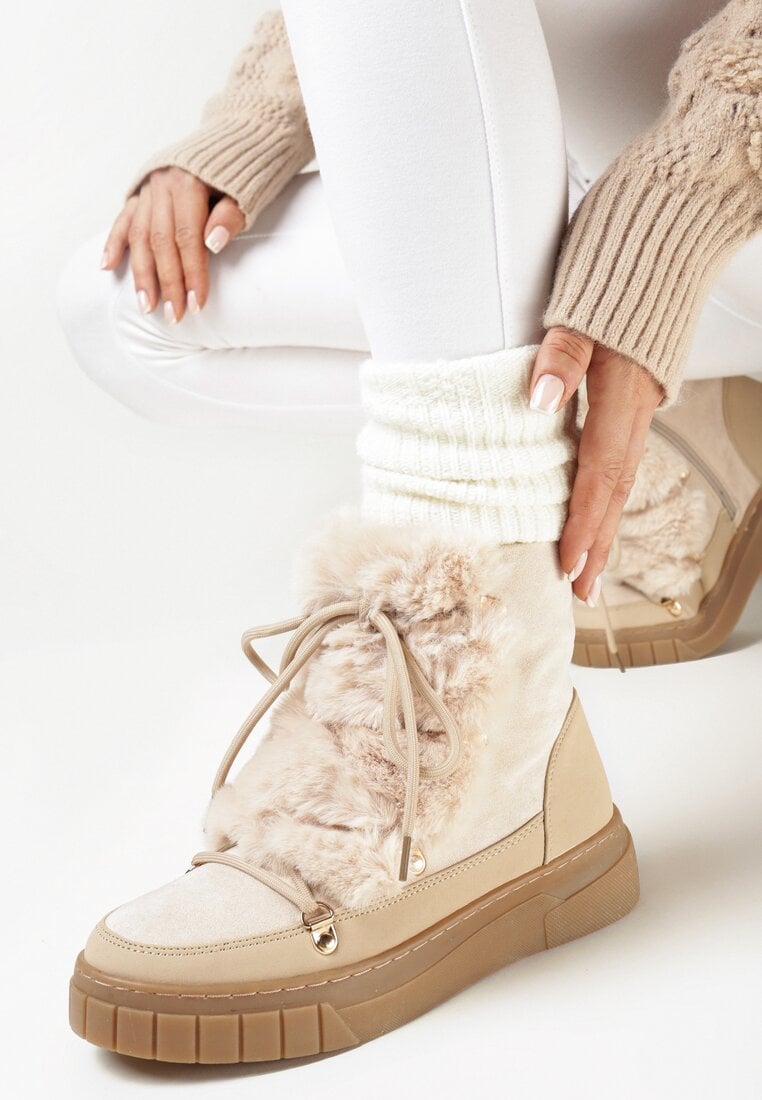 Beżowe Śniegowce Ozdobione Futerkiem Przy Sznurowaniu Avionea
