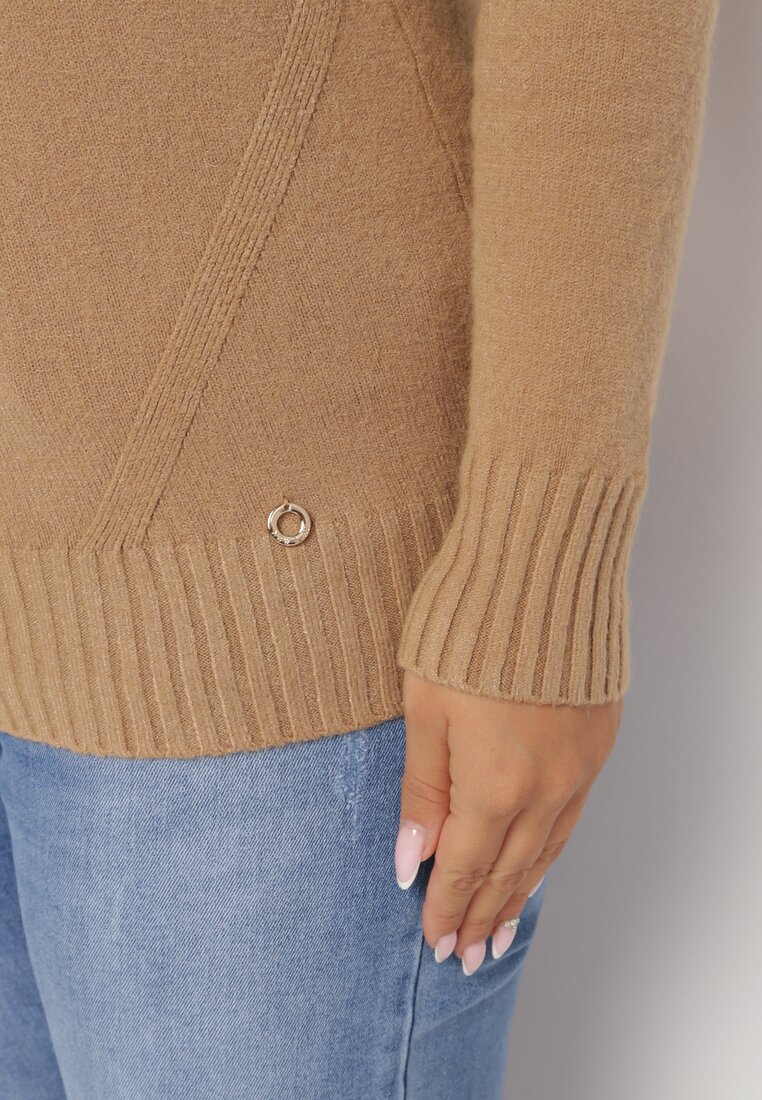Brązowy Sweter z Przeszyciami Maialle