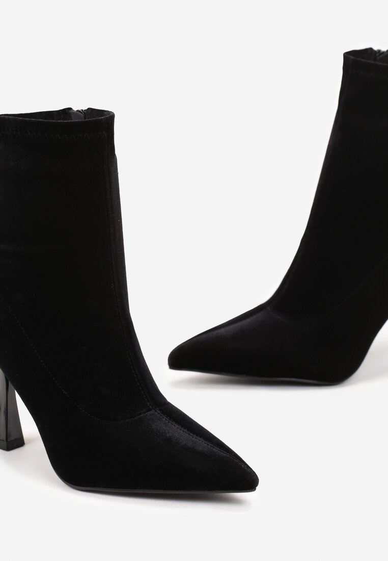 Botine Negre