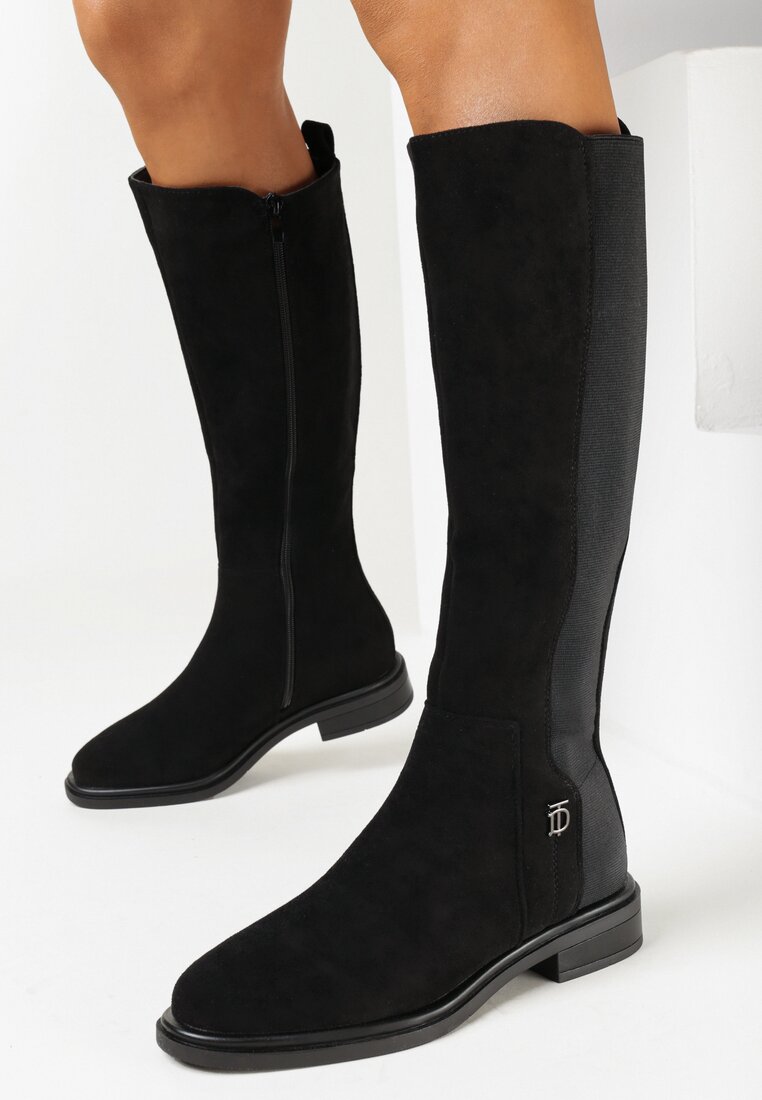 Fekete Lapossarkú csizma