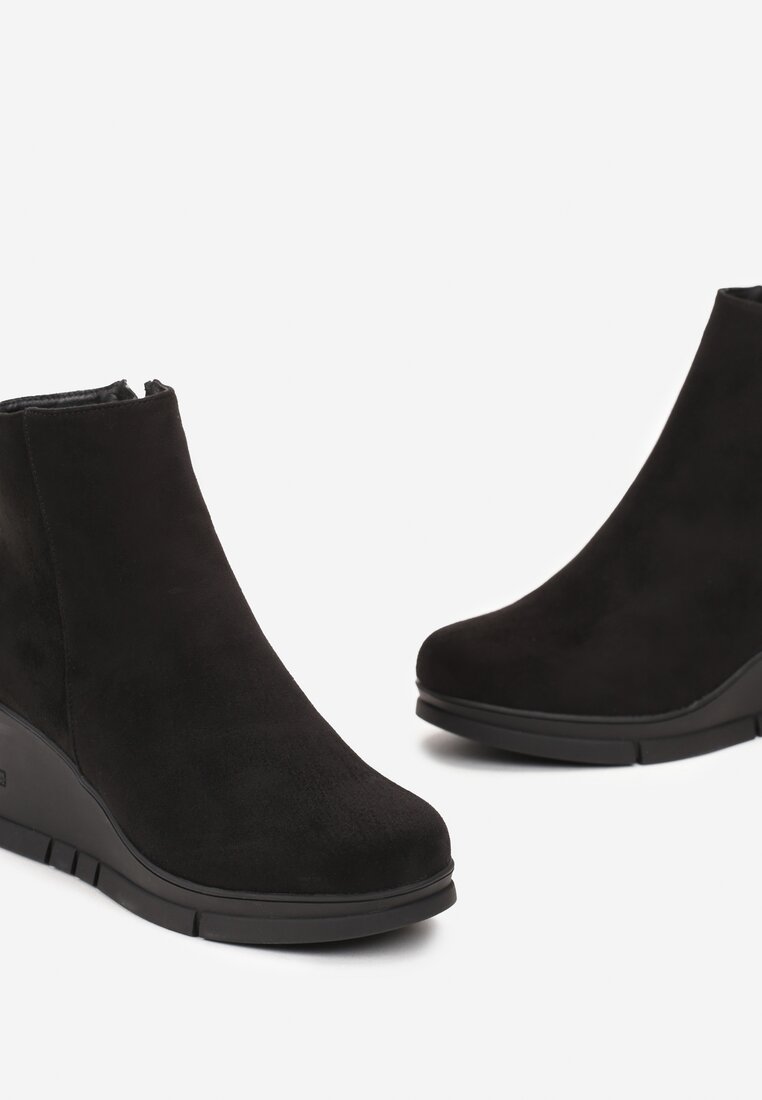 Botine Negre