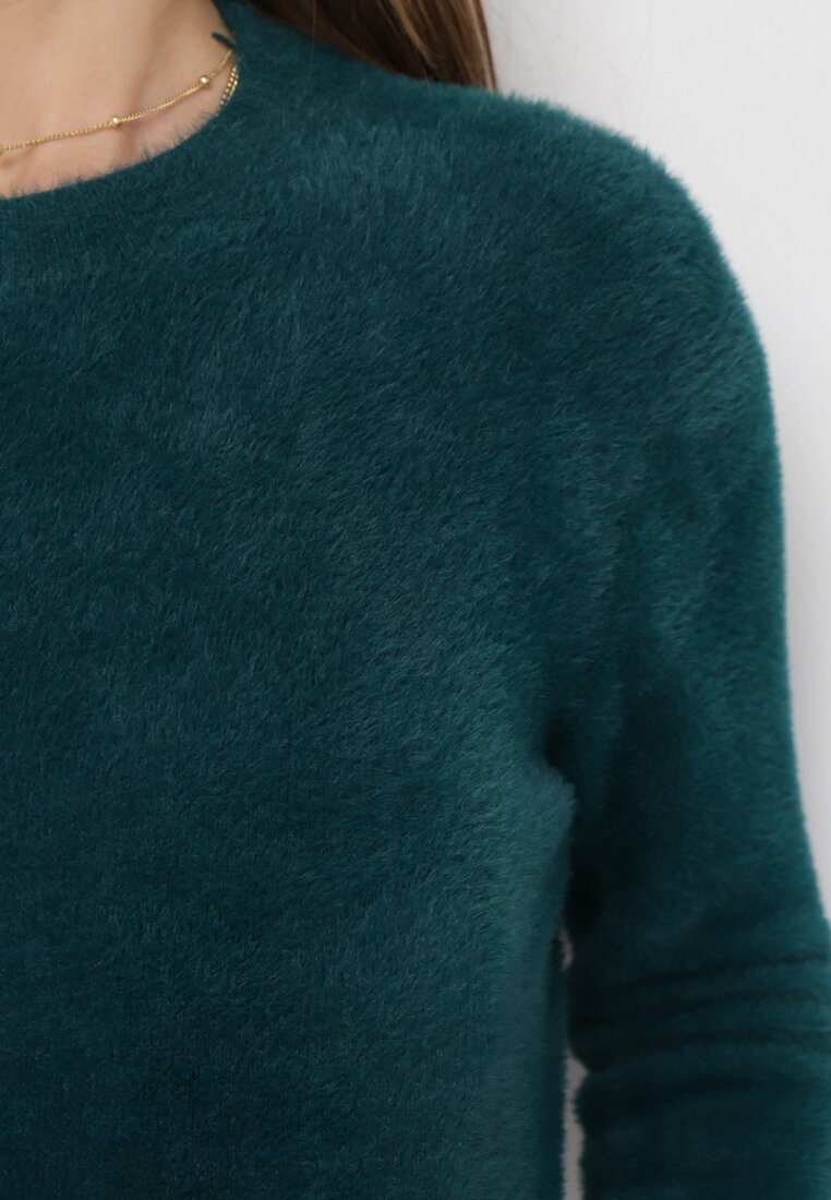 Ciemnozielony Puchaty Sweter Wełniany Helmintts