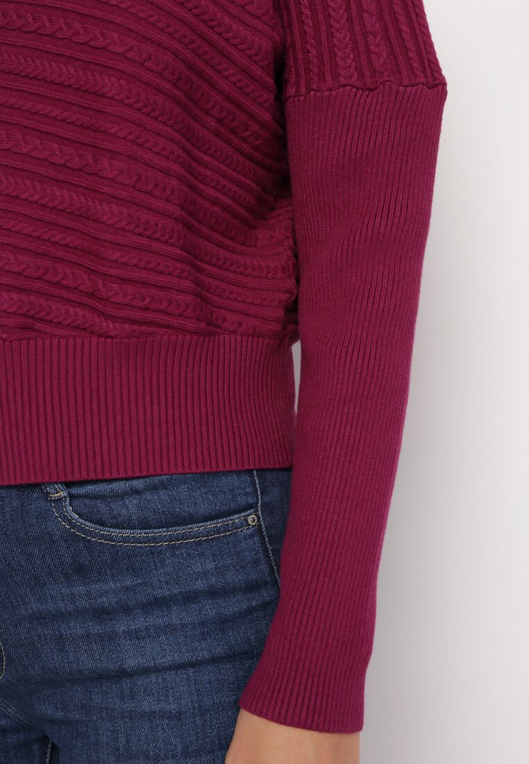 Bordowy Sweter z Wełną o Asymetrycznym Fasonie z Tłoczeniem Sarositte