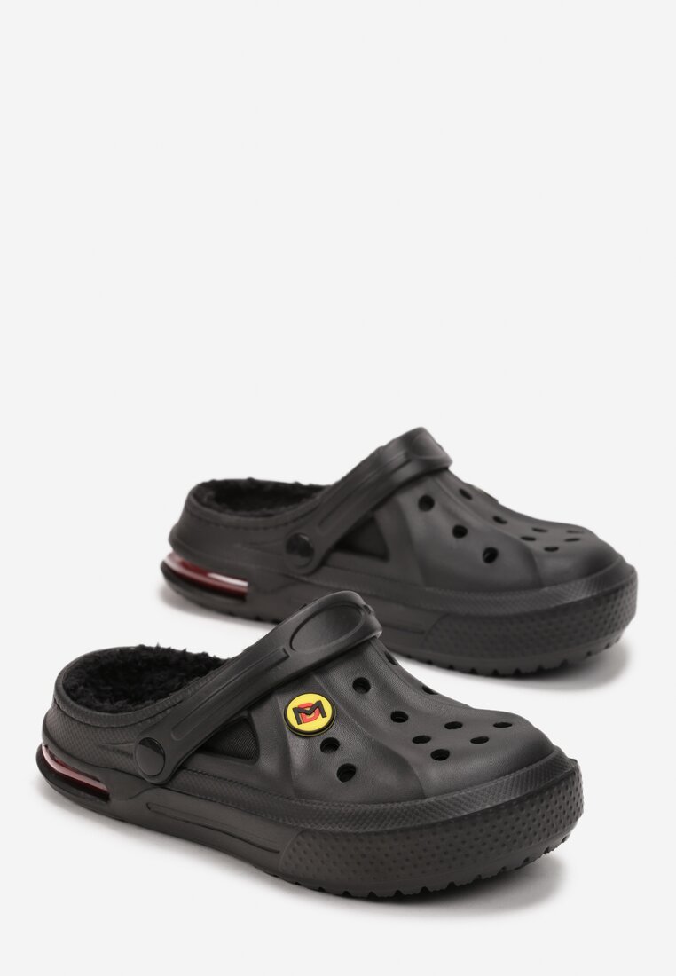 Fekete Papucs