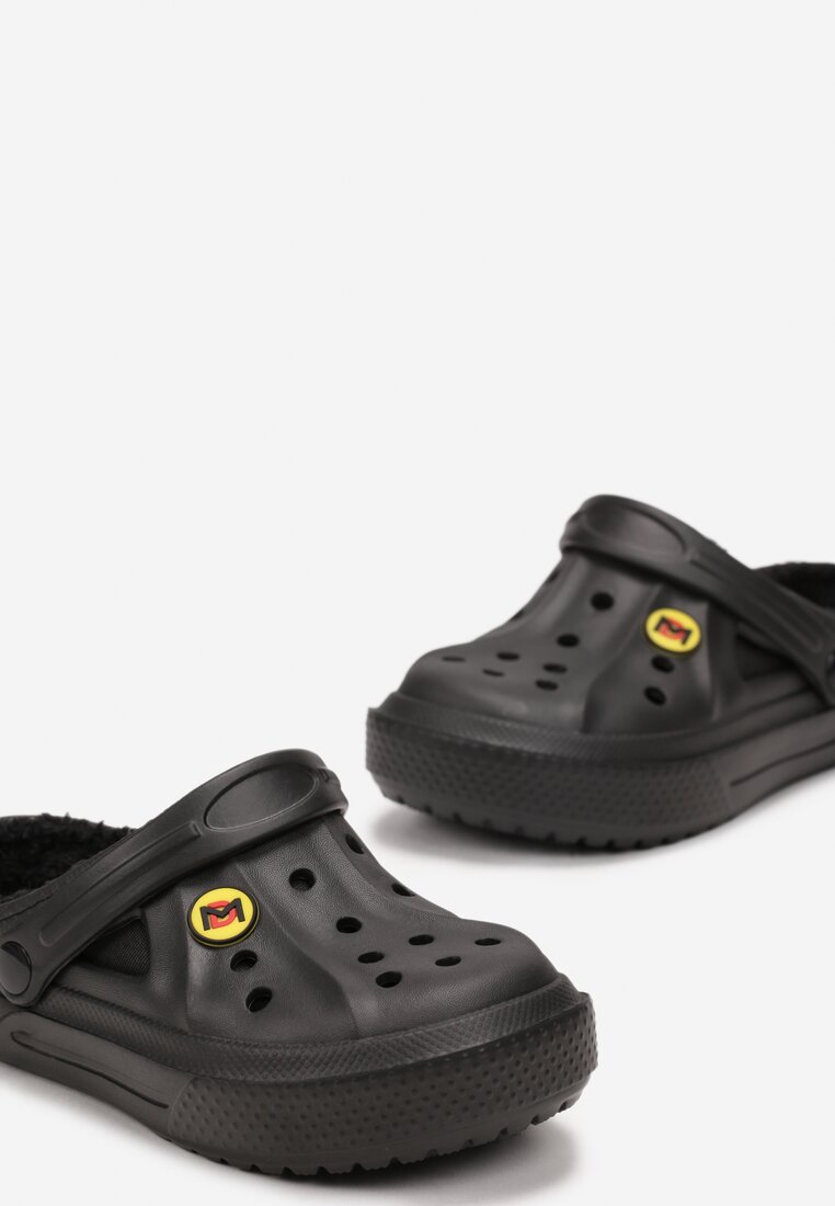 Fekete Papucs