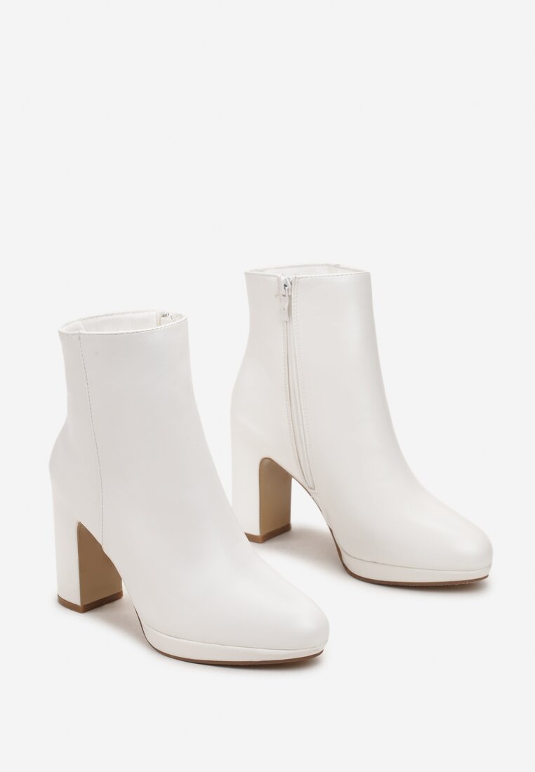 Botine Albe