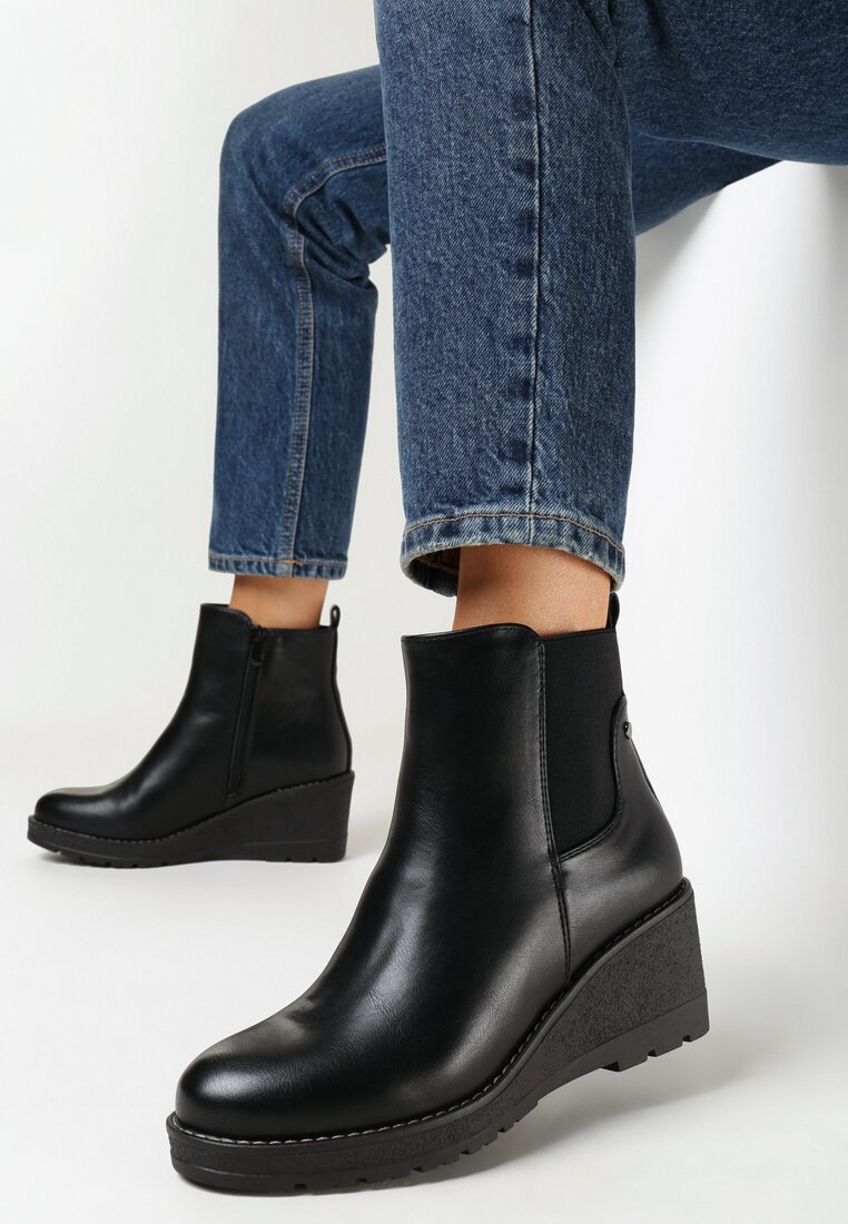 Botine Negre