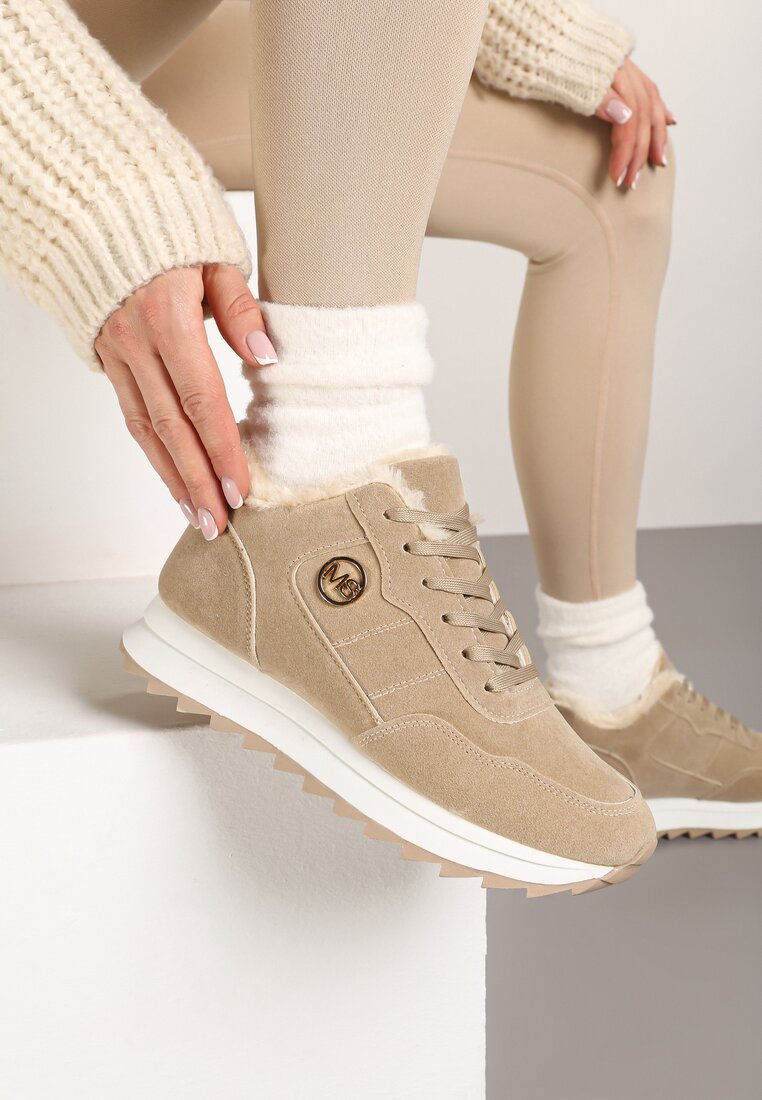 Ciemnobeżowe Sneakersy na Platformie z Futerkiem Egiapia