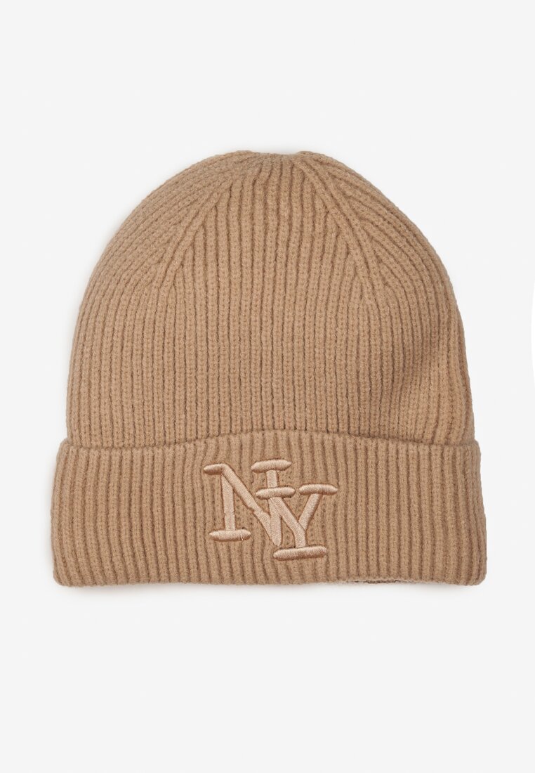 Ciemnobeżowa Dzianinowa Czapka Beanie z Haftem Adelheid