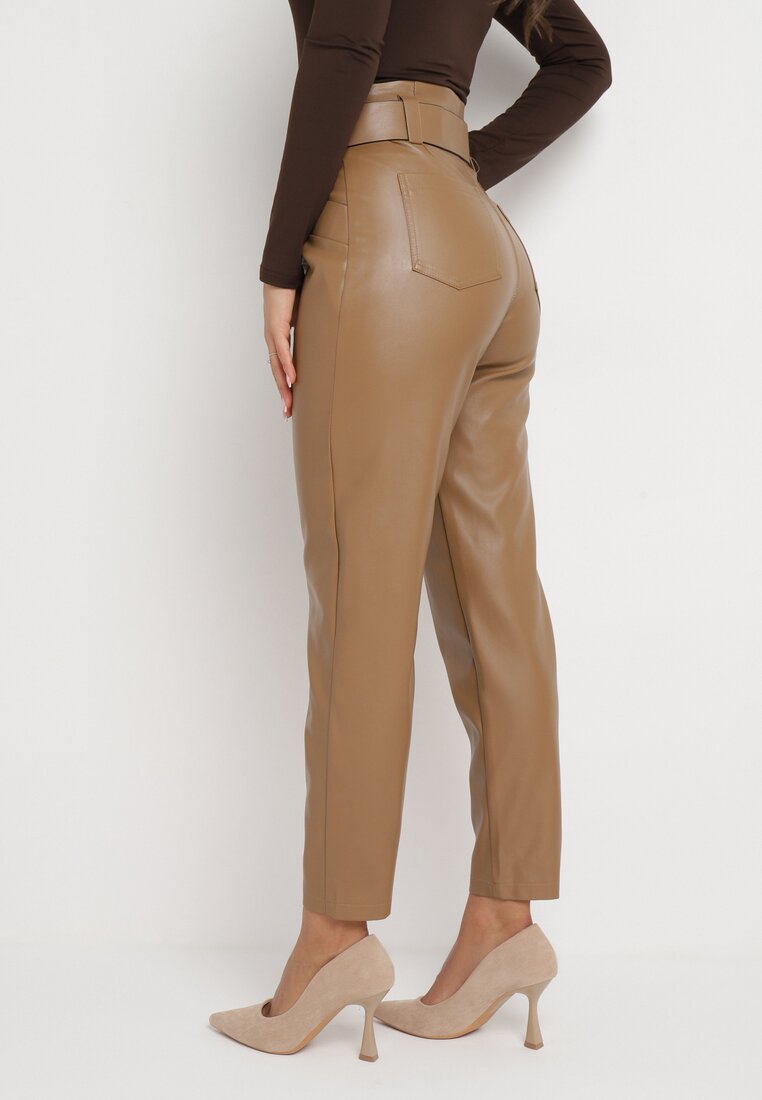 Beżowe Spodnie i Pasek z Klamrą z Ekoskóry Ambrin