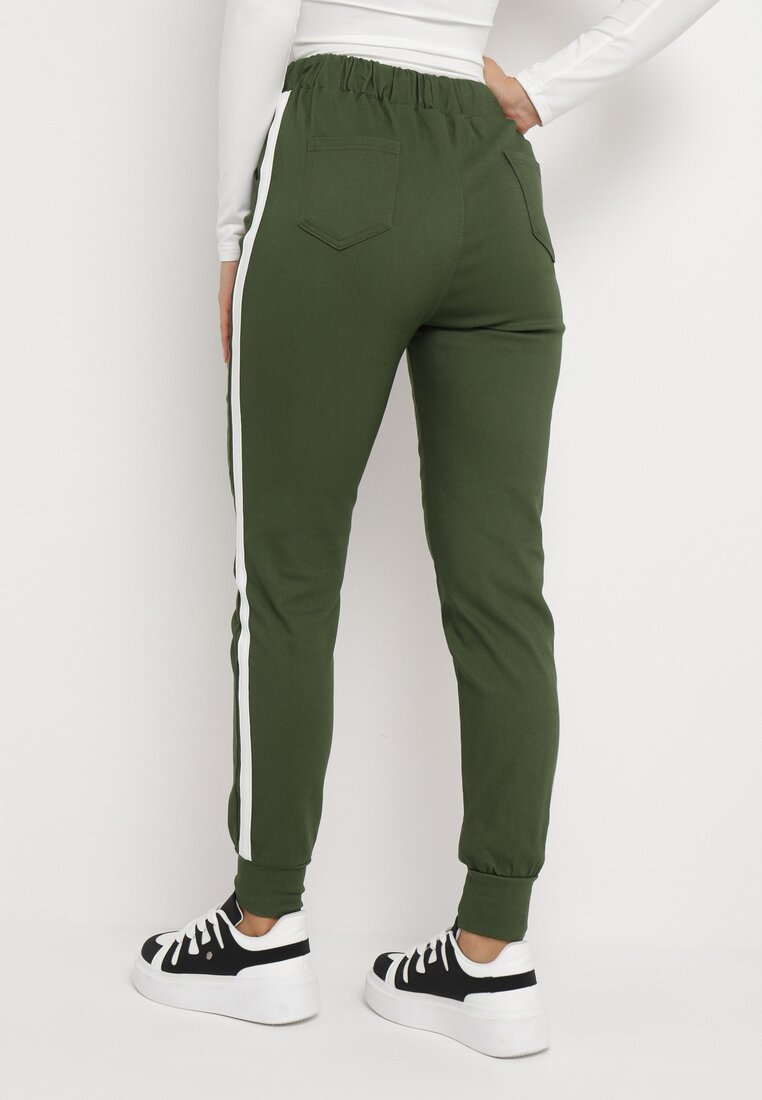 Pantaloni Verzi