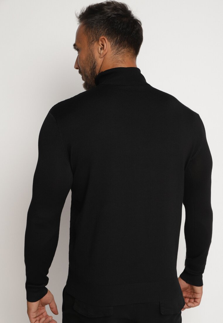 Pulover pe gât Negru