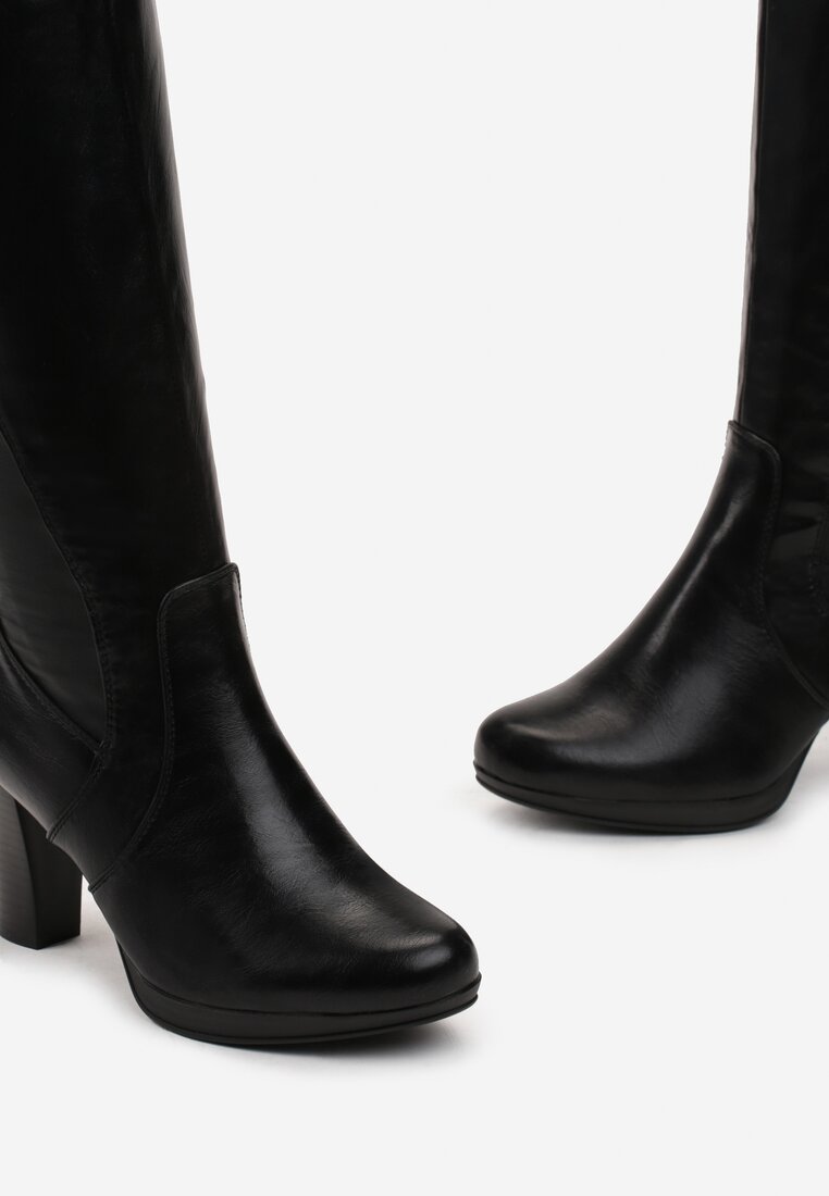 Czarne Kozaki na Słupku przed Kolano Cledora