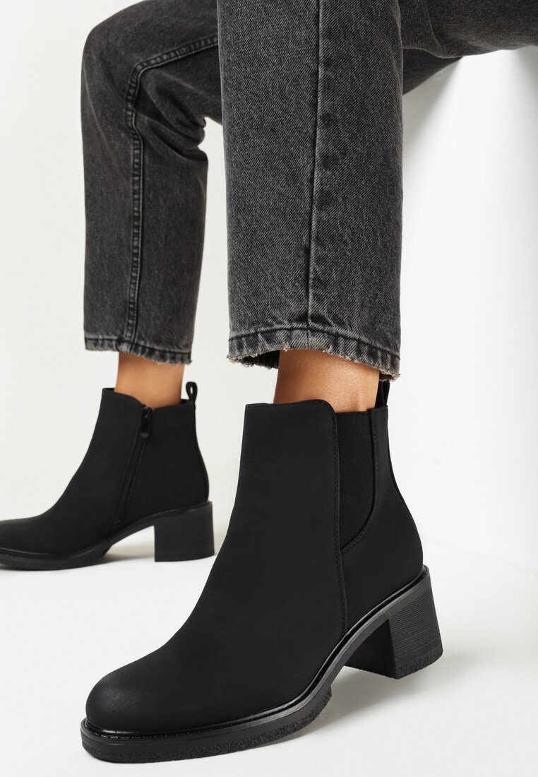 Czarne Botki na Niskim Słupku Wintamessa