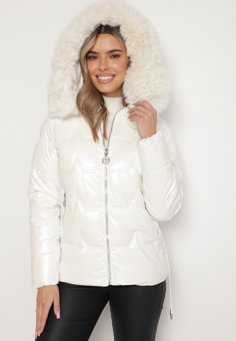 Jasnobeżowa Pikowana Kurtka z Kapturem i Ozdobnym Futerkiem Cerossa