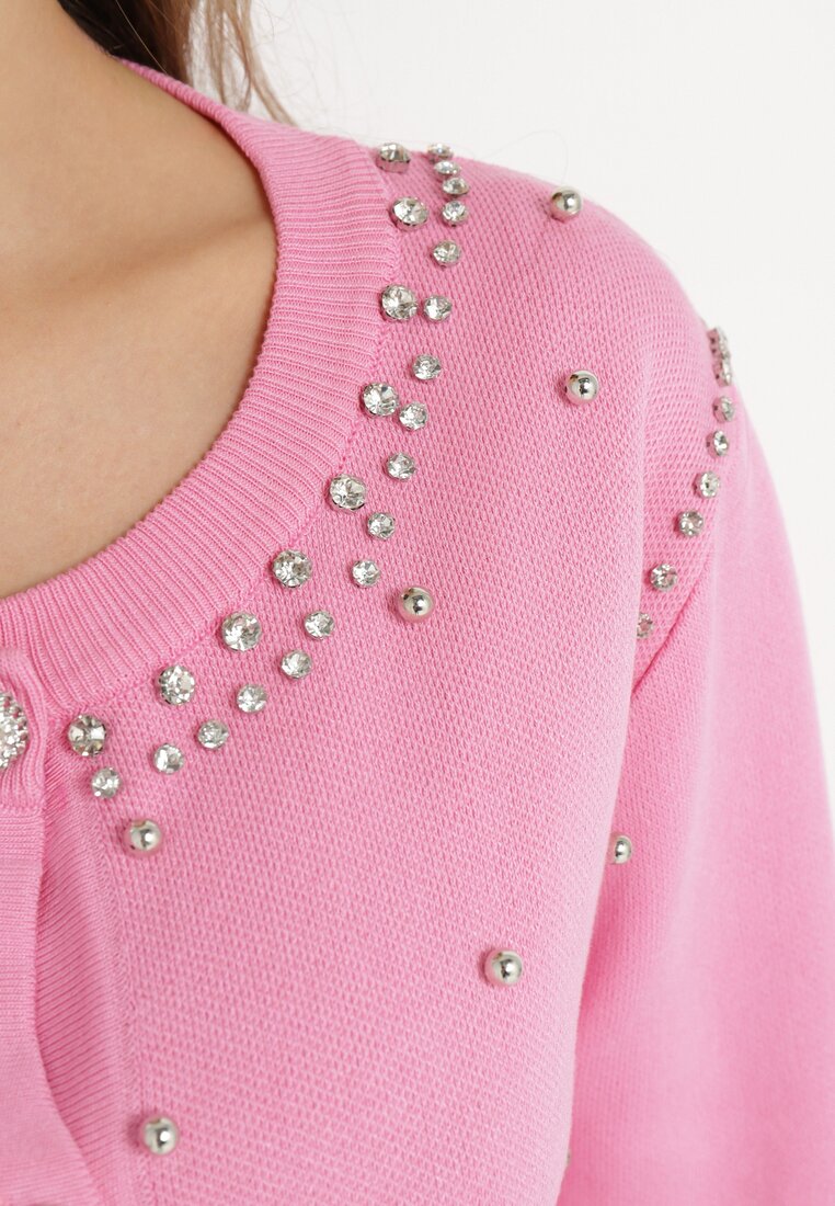 Różowy Wiskozowy Sweter Kardigan z Ozdobnymi Guzikami Cyrkoniami i Metalicznymi Koralikami Leopoldi