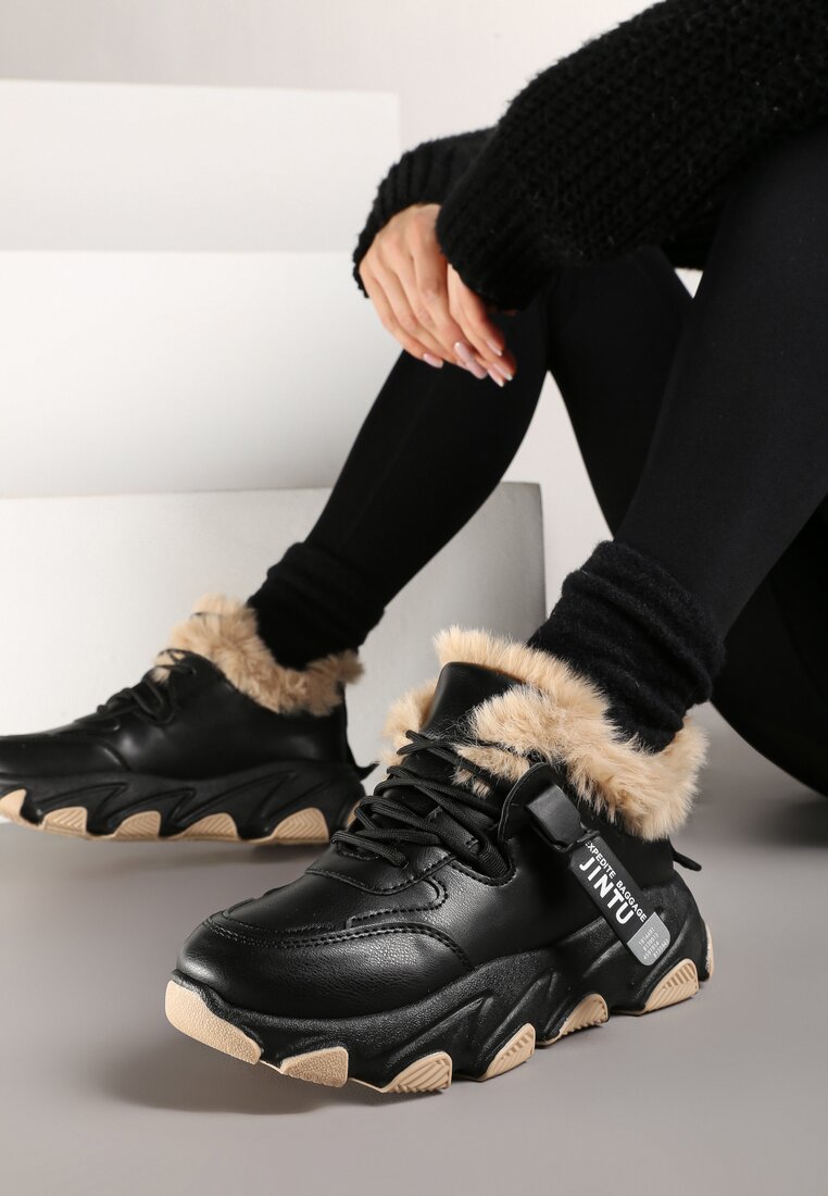 Czarne Ocieplane Sznurowane Sneakersy na Grubej Podeszwie z Ozdobnym Futerkiem Visha