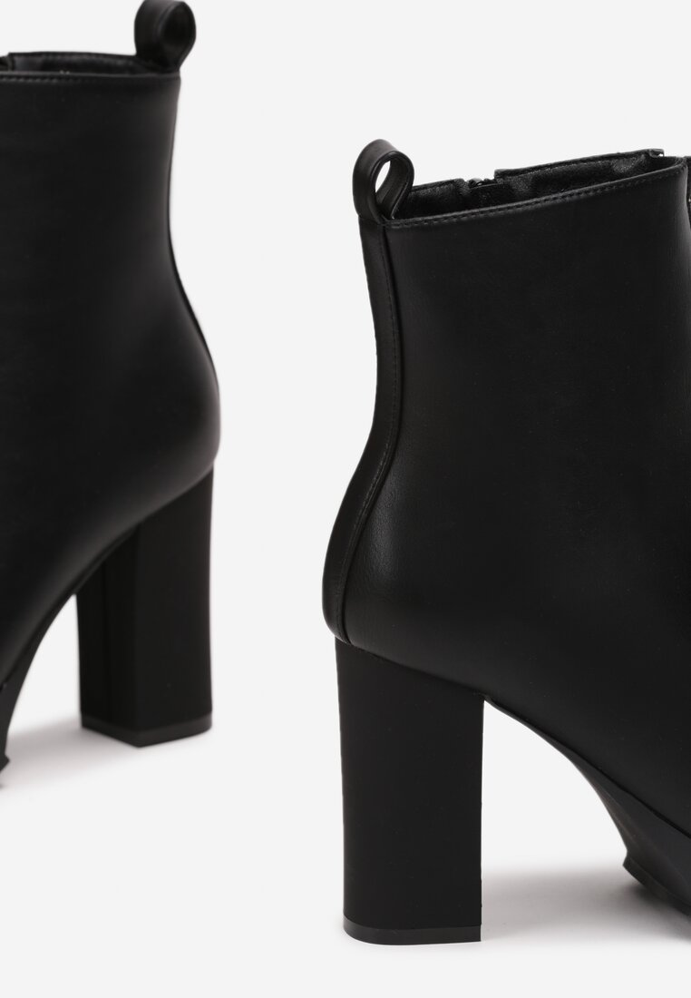 Botine Negre