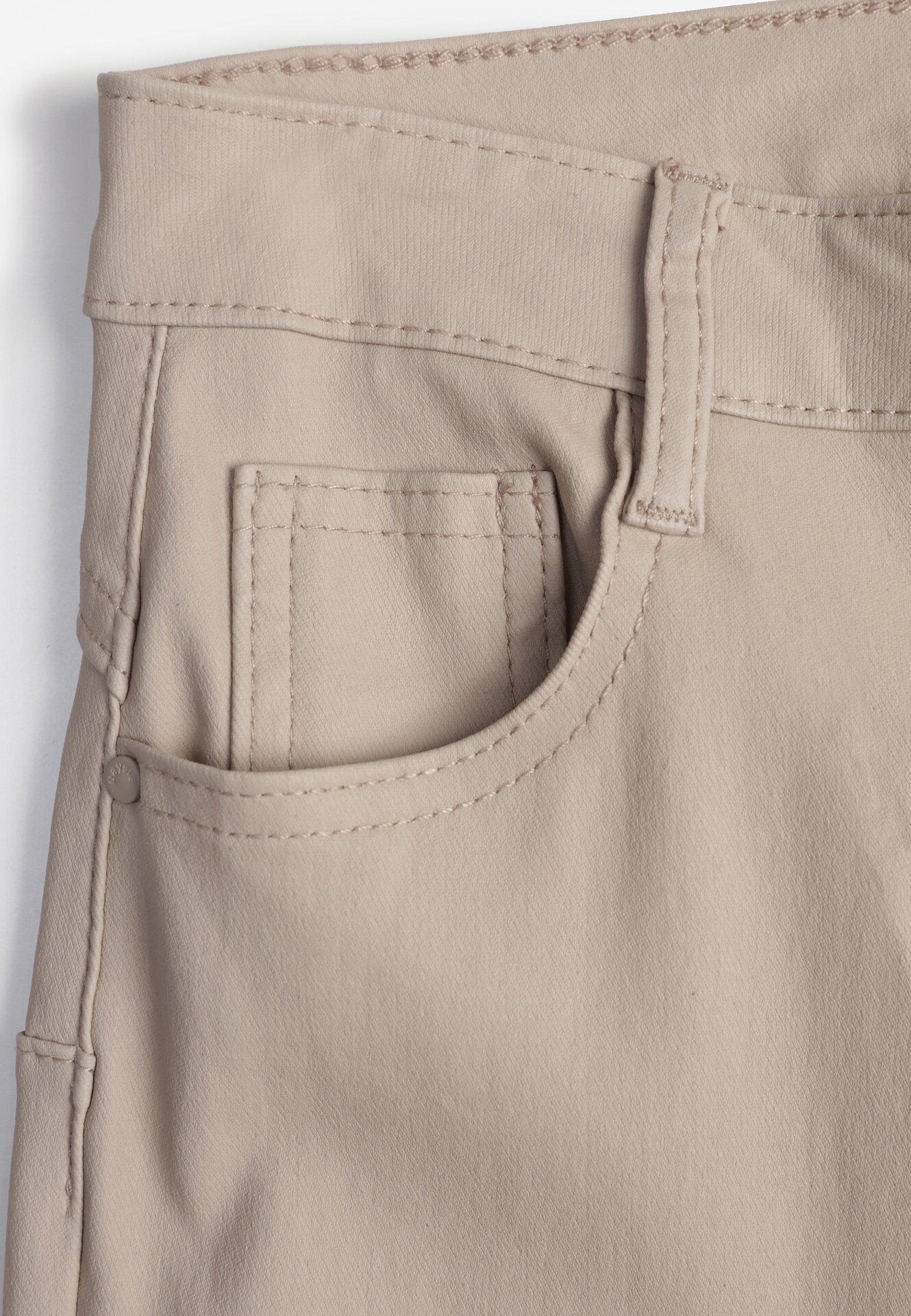 Beżowe Spodnie Skinny z Ekoskóry o Fasonie Push Up Nanseni