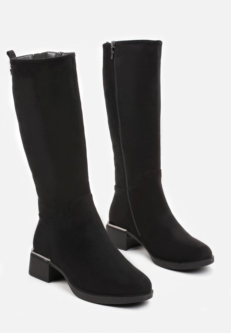 Czarne Kozaki z Ekozamszu na Niskim Słupku z Metalicznymi Ozdobami Corelia