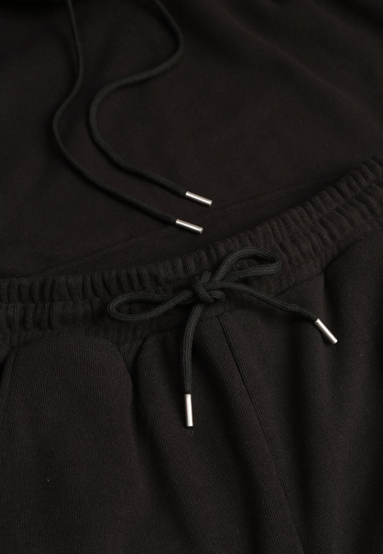 Czarny Bawełniany Komplet Dresowy z Bluzą i Spodniami Zansira