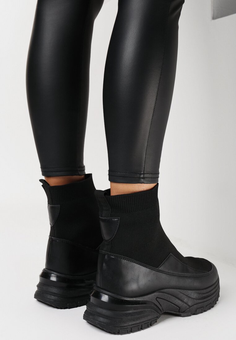 Botine Negre