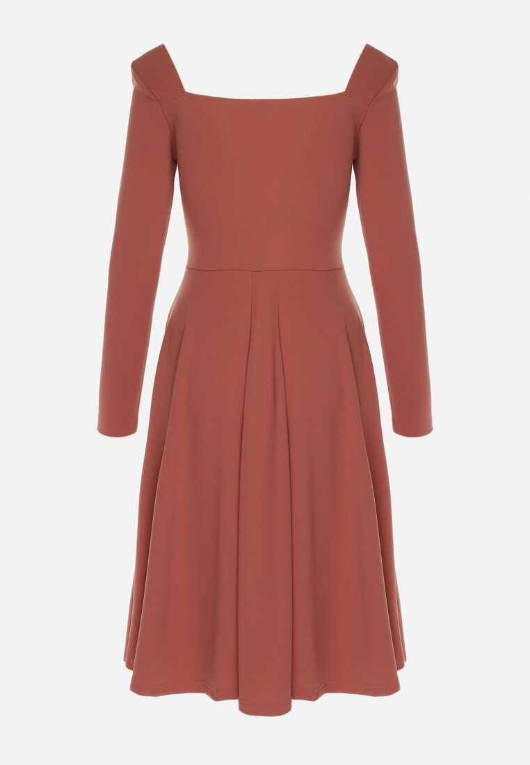 Różowa Rozkloszowana Sukienka Midi z Kwadratowym Dekoltem i Guzikami Anemonia