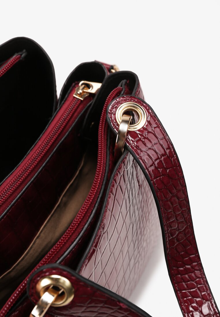 Bordowa Torebka z Lakierowanej Ekoskóry Imitującej Skórę Węża z Odpinanym Paskiem Florianna