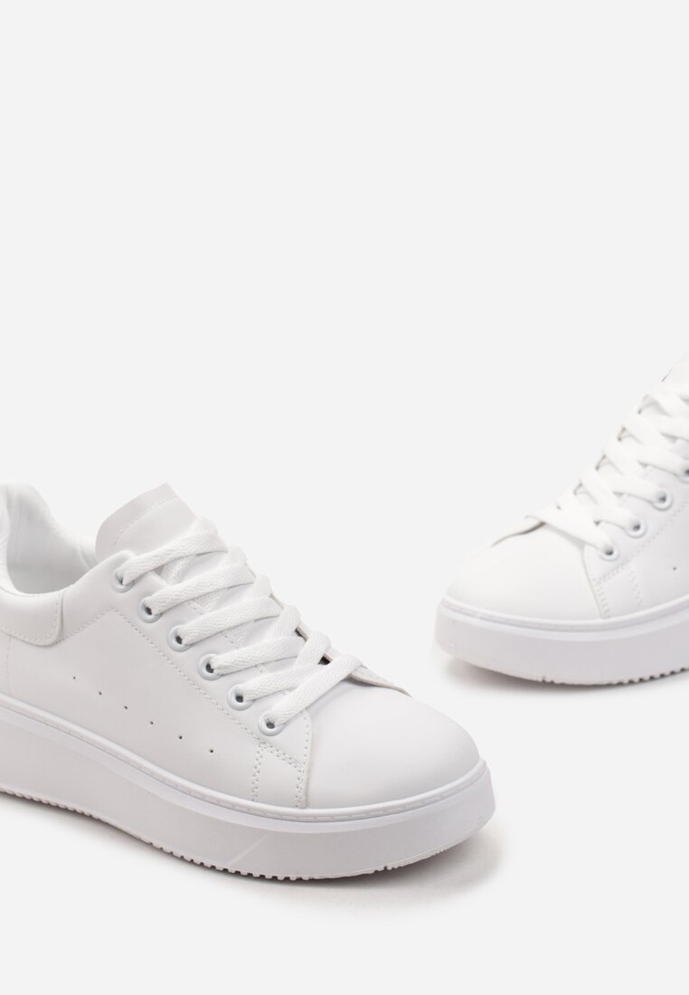 Białe Sznurowane Sneakersy o Klasycznym Fasonie na Grubej Podeszwie Cataria